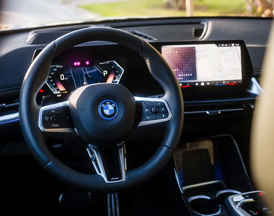 BMW iX1