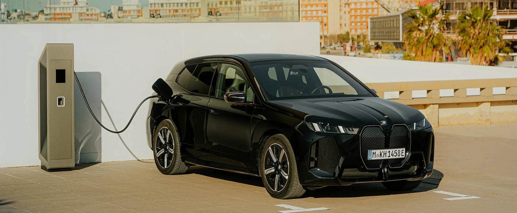 BMW iX xDrive45
